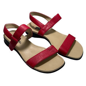 Softkicks Red Sandals Size 7